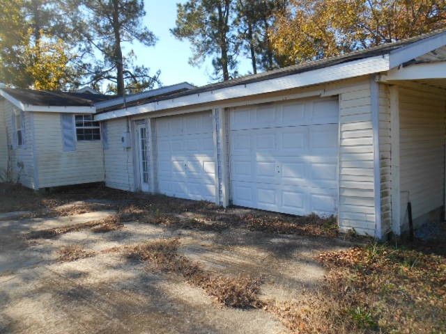 573 James Norris Rd, Angier, NC 27501