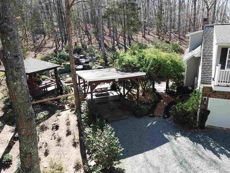 573 Pleasant Springs Rd, Pittsboro, NC 27312