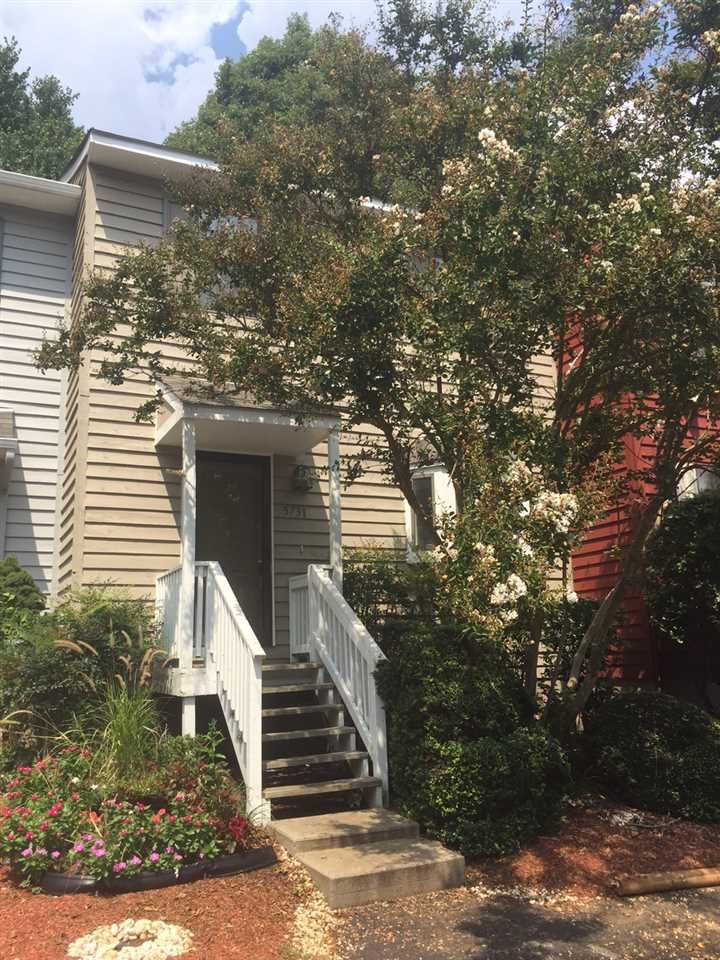 5731 Poolside Dr, Raleigh, NC 27612