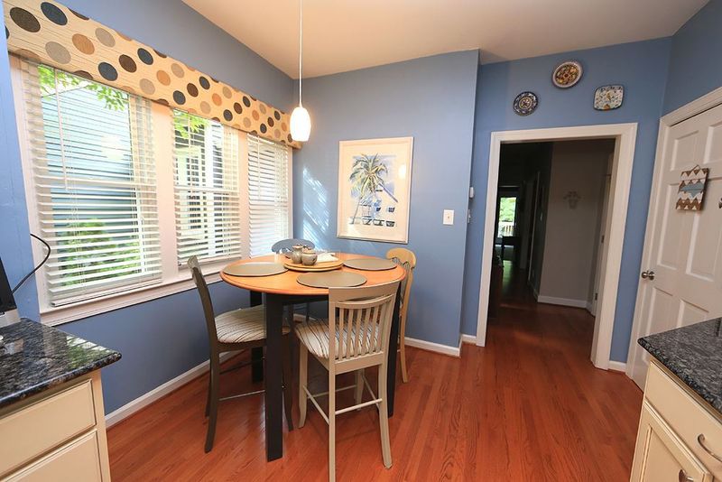 5731 Sentinel Dr, Raleigh, NC 27609