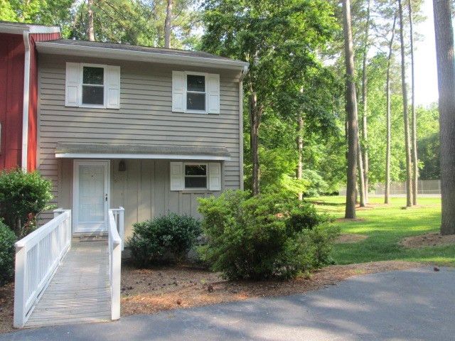 5732 Forest Lawn Ct, Raleigh, NC 27612