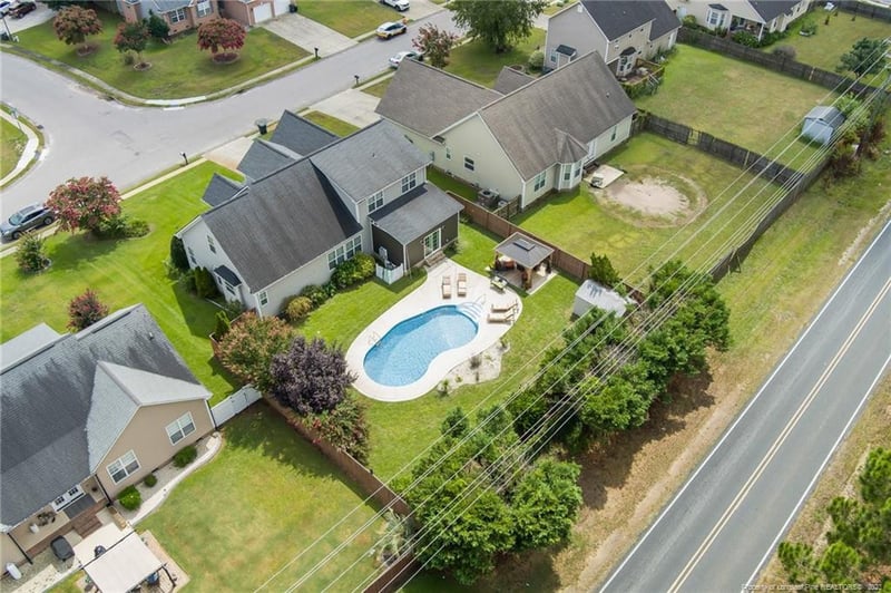 5732 Gentleman Dr, Hope Mills, NC 28348