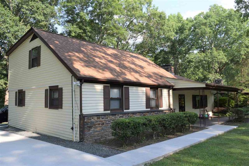 5732 Greenbay Dr N, Durham, NC 27712