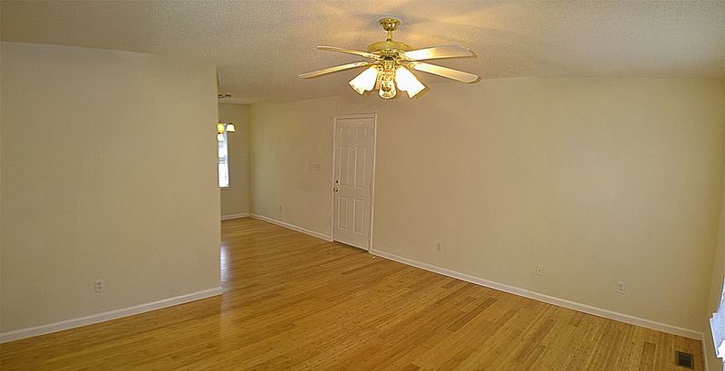 5732 Presentation St, Knightdale, NC 27545