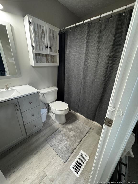 5733 Sagamore Rd, Hope Mills, NC 28348