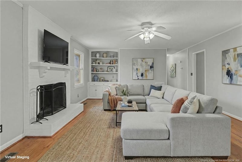 5737 Dobson Dr, Fayetteville, NC 28311