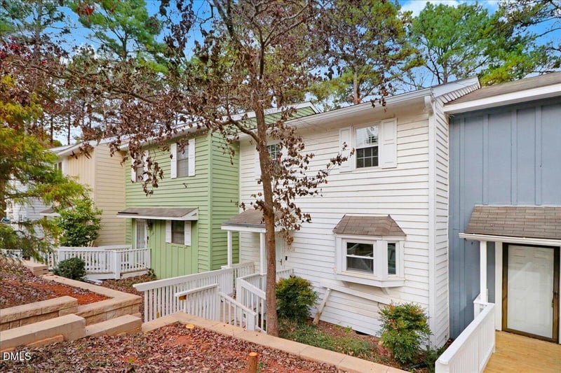 5738 Three Oaks Dr, Raleigh, NC 27612