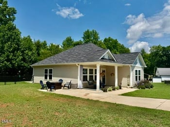 574 E Ridge Ave, Liberty, NC 27298