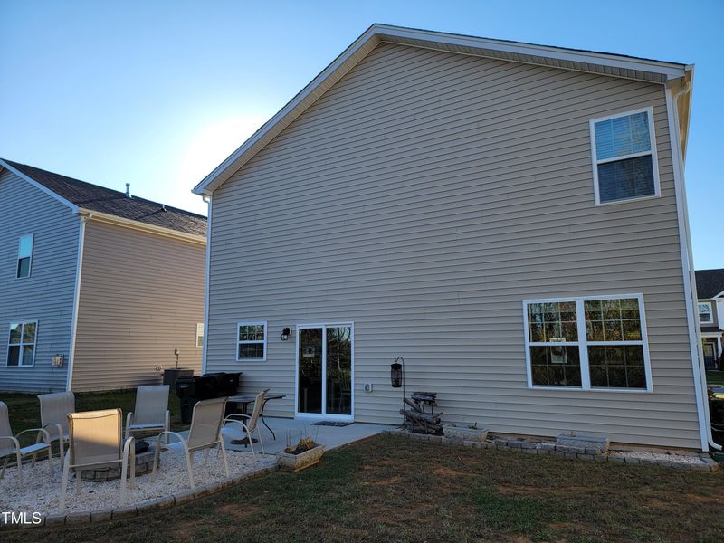 574 Spaulding St, Burlington, NC 27215