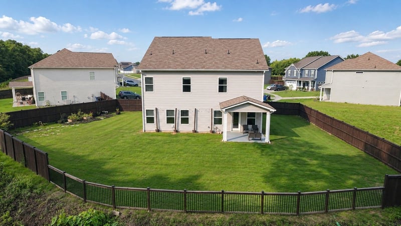 574 Troy Dr, Sanford, NC 27332