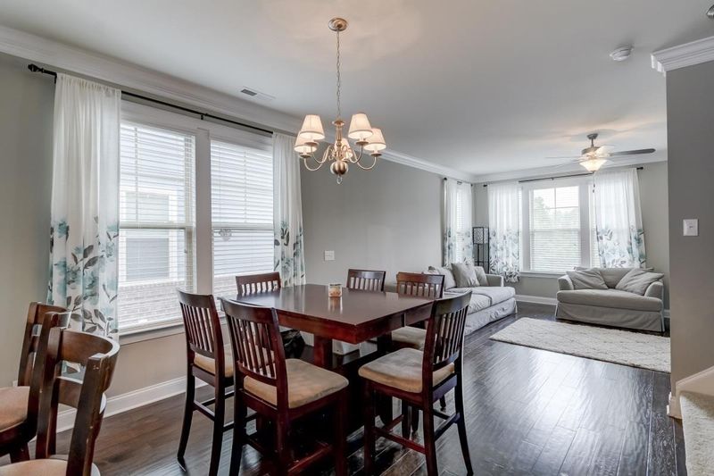 574 Village Loop Dr, Apex, NC 27502