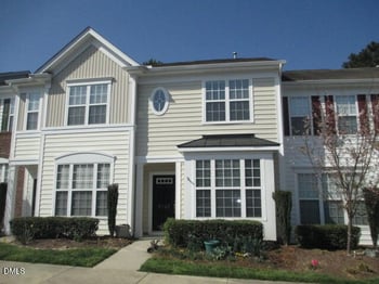 5743 Corbon Crest Ln, Raleigh, NC 27612