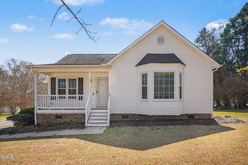 5745 Stone Crystal Dr, Fuquay Varina, NC 27526