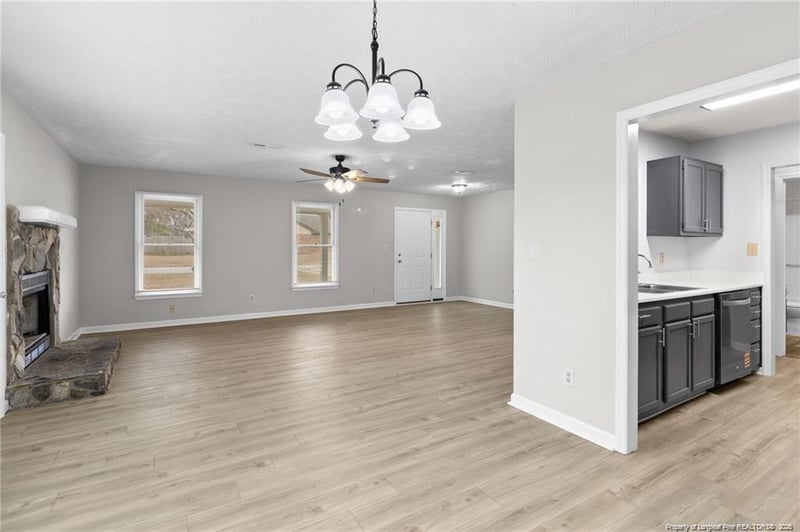 5748 Pepperbush Dr, Fayetteville, NC 28304