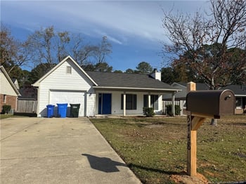 5748 Pepperbush Dr, Fayetteville, NC 28304