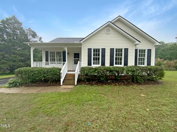 5749 Stone Crystal Dr, Fuquay Varina, NC 27526