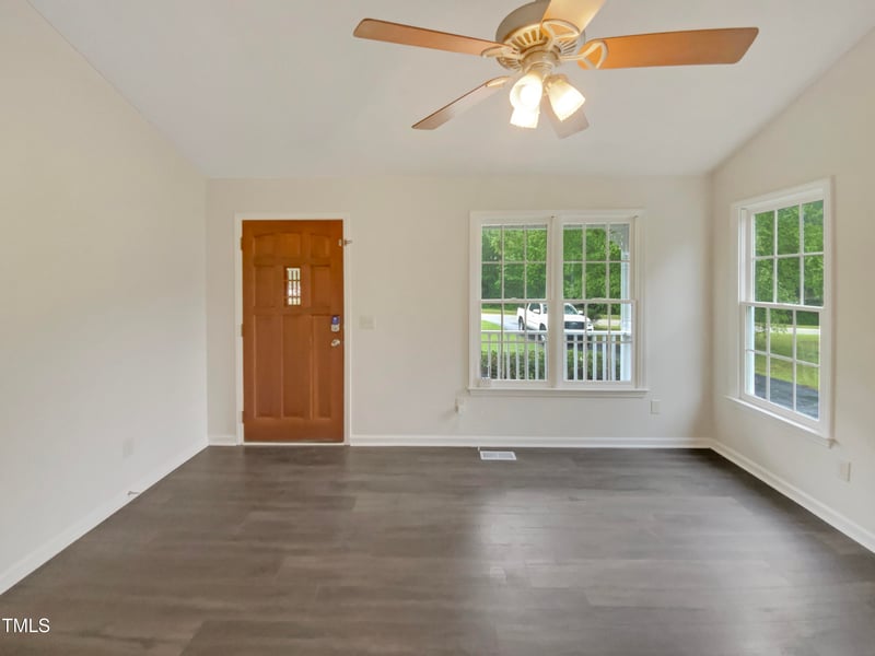 5749 Stone Crystal Dr, Fuquay Varina, NC 27526
