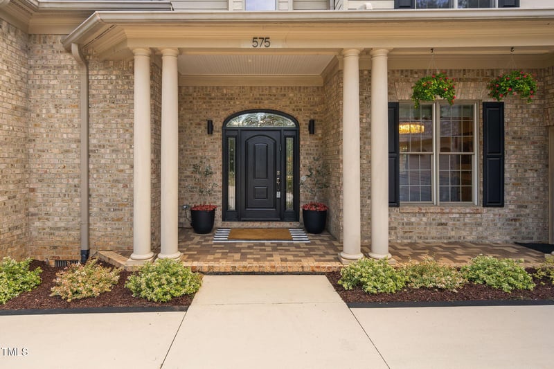 575 Davis Love Dr, Chapel Hill, NC 27517