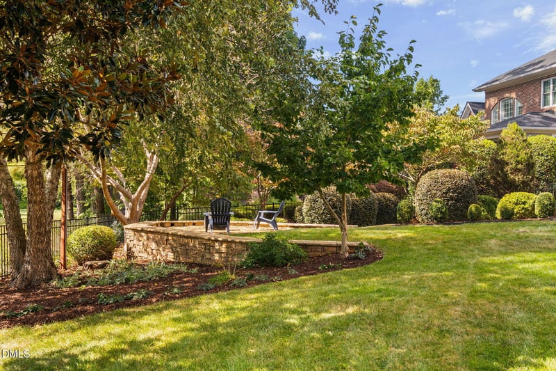 575 Davis Love Dr, Chapel Hill, NC 27517