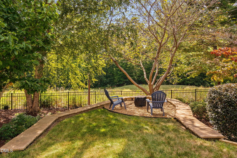 575 Davis Love Dr, Chapel Hill, NC 27517