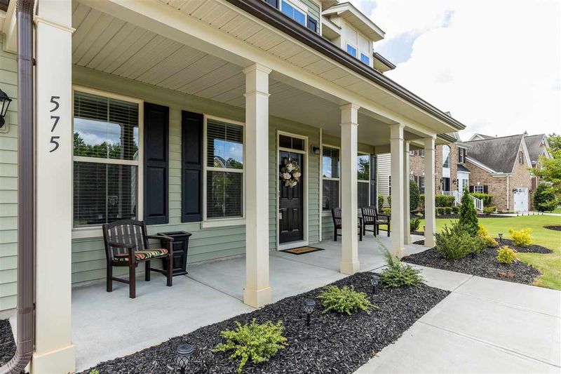 575 Long View Dr, Youngsville, NC 27596