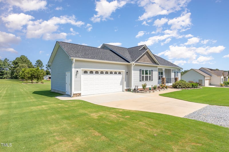 5750 Old Fairground Rd, Benson, NC 27504