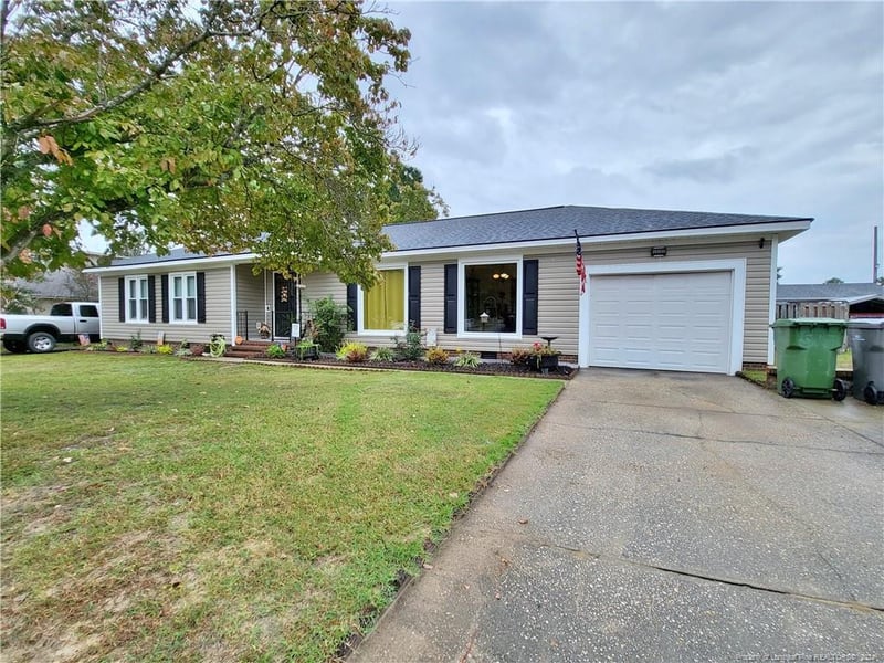 5753 Trevino St, Hope Mills, NC null