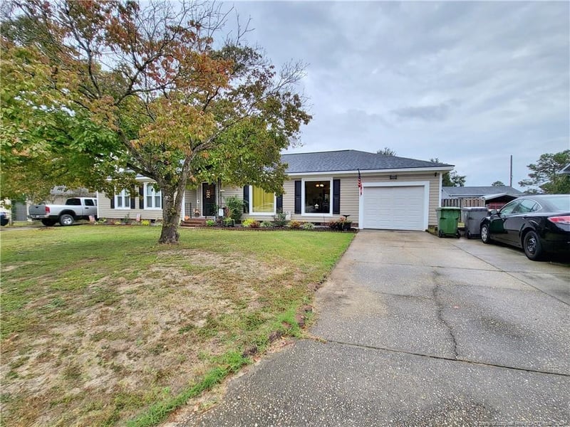 5753 Trevino St, Hope Mills, NC null