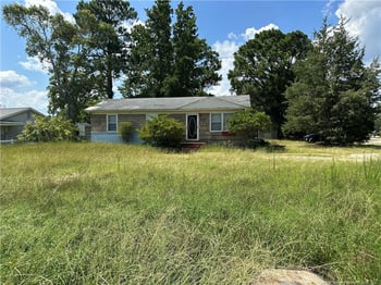 5758 Camden Rd, Fayetteville, NC 28306