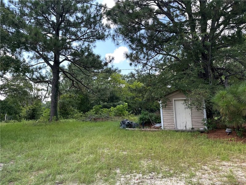 5758 Camden Rd, Fayetteville, NC 28306