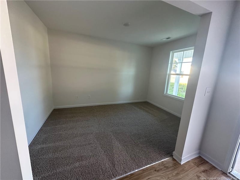 5759 Panther Dr, Hope Mills, NC 28348