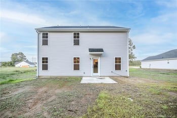 5759 Panther Dr, Hope Mills, NC 28348