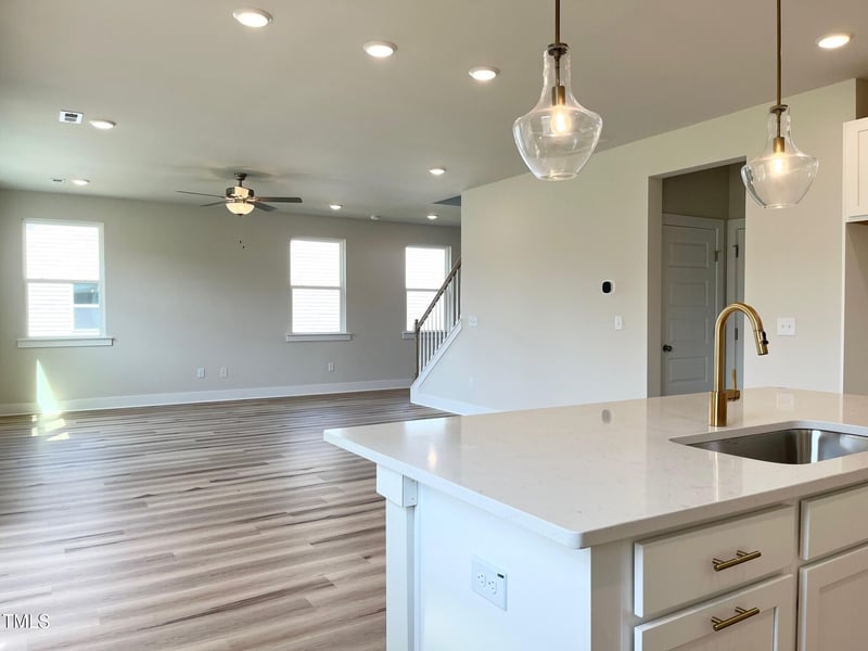 576 Barbour Farm Ln, Four Oaks, NC 27524