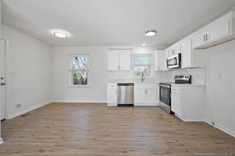 576 Braxton Blvd, Fayetteville, NC 28311