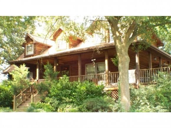 576 Hatteras Ln, Sanford, NC 27332