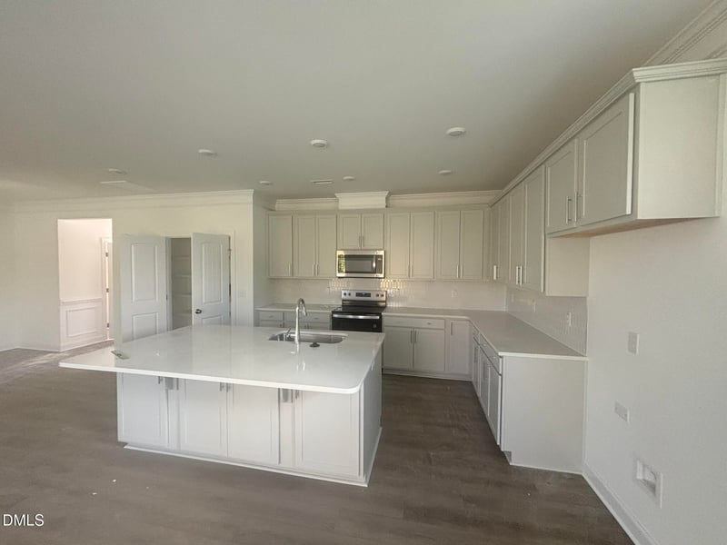 576 Highview Dr #40, Benson, NC 27504