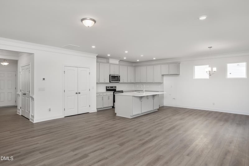 576 Highview Dr #40, Benson, NC 27504