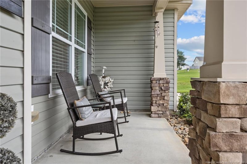 576 Kentucky Derby Ln, Lillington, NC 27546