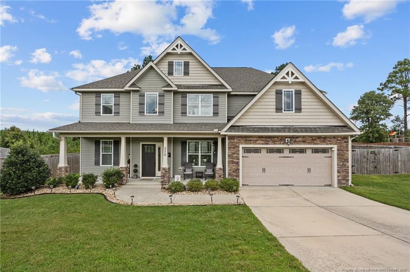 576 Kentucky Derby Ln, Lillington, NC 27546