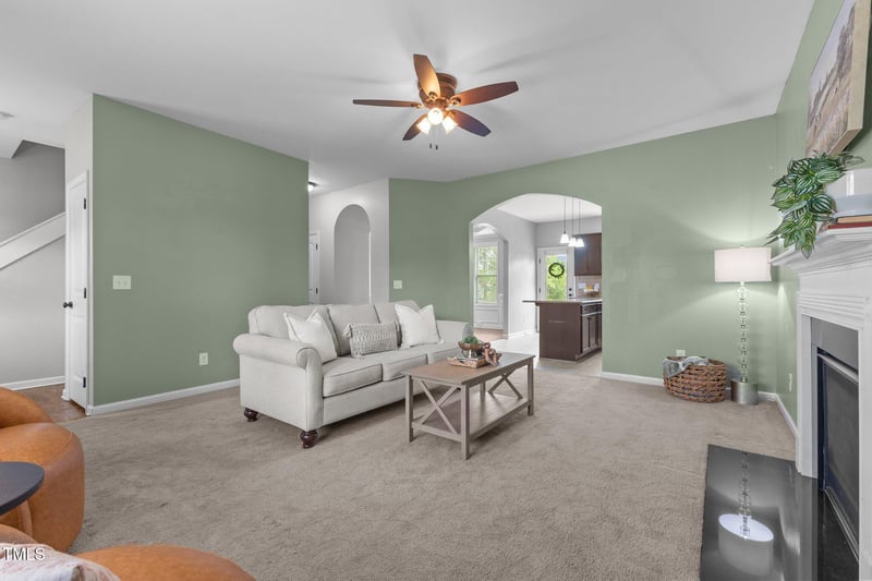 576 Prairie Ln, Lillington, NC 27546