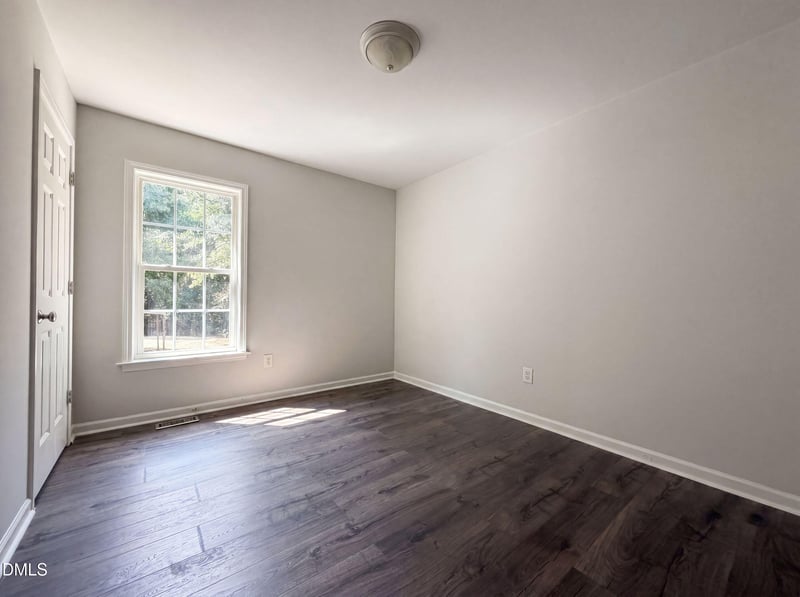 576 Sunray Dr, Clayton, NC 27520