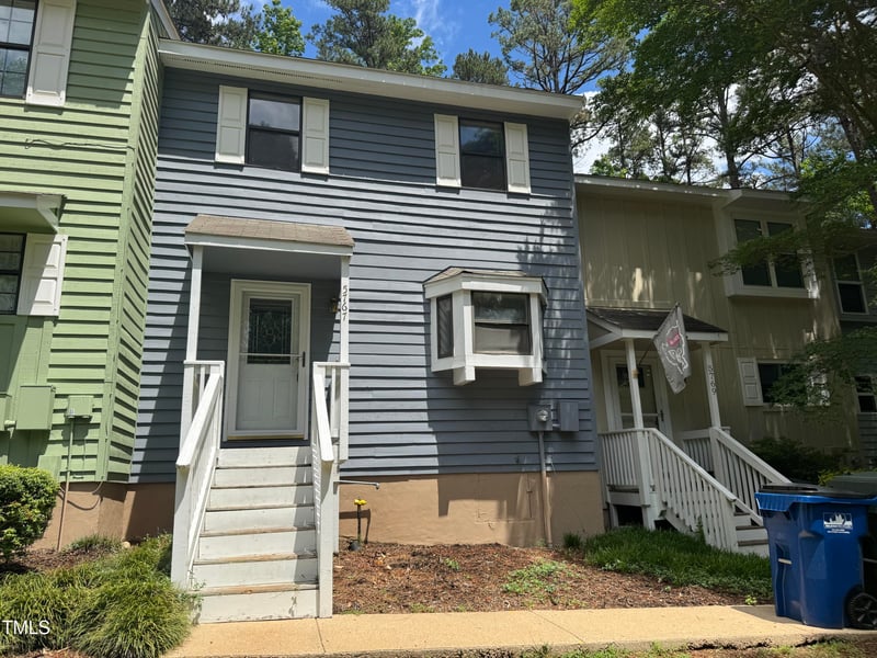 5767 Forest Lawn Ct, Raleigh, NC 27612
