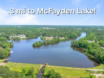 5769 Senoma Pl, Fayetteville, NC 28314