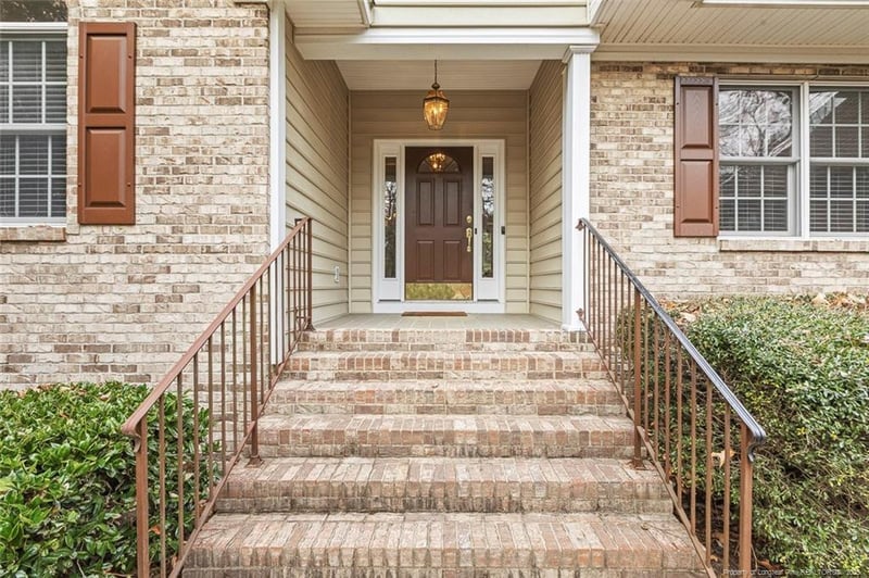 577 Broadmoor Ct, Sanford, NC 27332