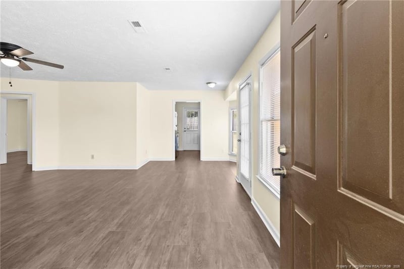5772 Pepperbush Dr, Fayetteville, NC 28304