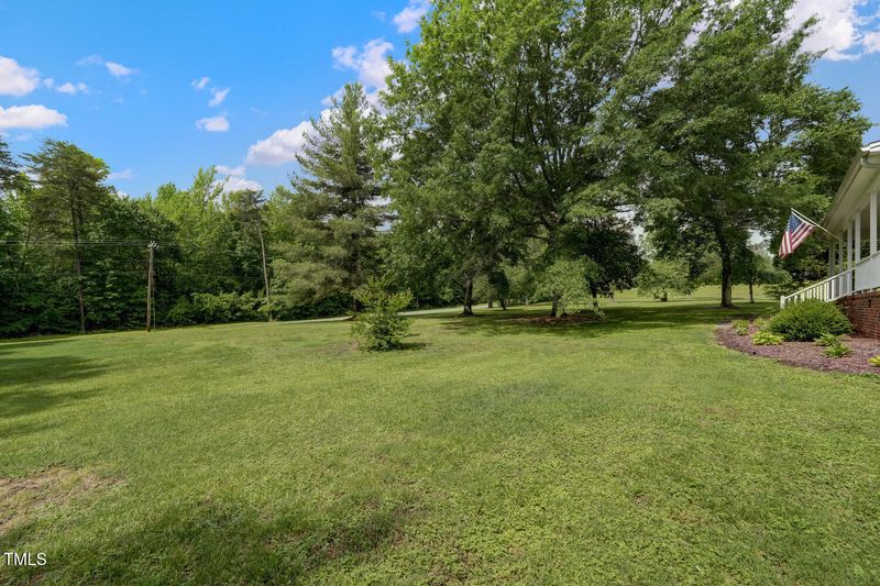 578 Jeffries Cross Rd, Burlington, NC 27217