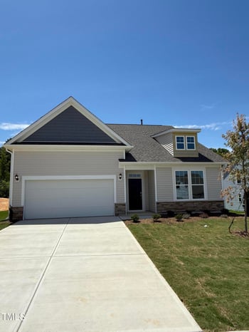 579 Winding Creek Dr, Lillington, NC 27546