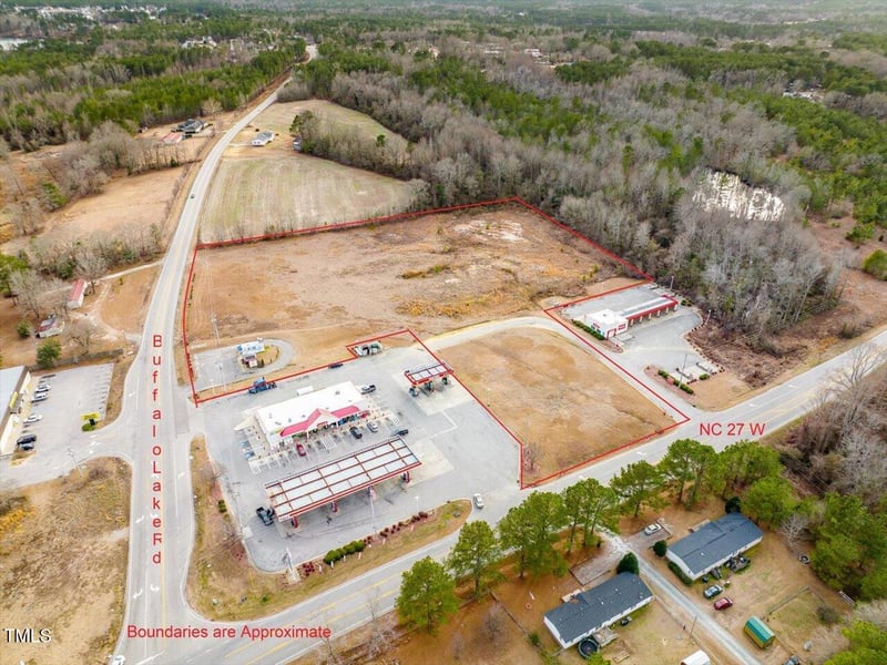 58 Buffalo Lake Rd, Sanford, NC 27332