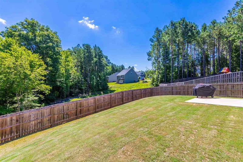 58 Creststone Ct, Clayton, NC 27527