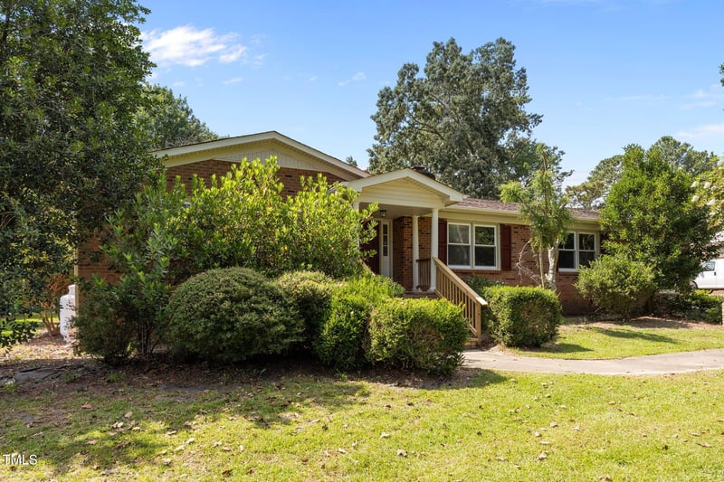 58 Eagle Rd, Coats, NC 27521